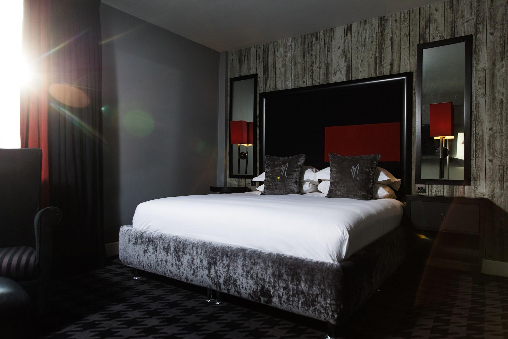 มาลแมซง แมนเชสเตอร์ Hotel ภายนอก รูปภาพ