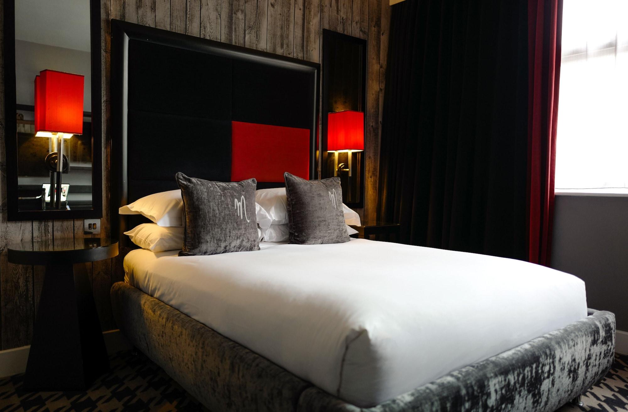 มาลแมซง แมนเชสเตอร์ Hotel ภายนอก รูปภาพ